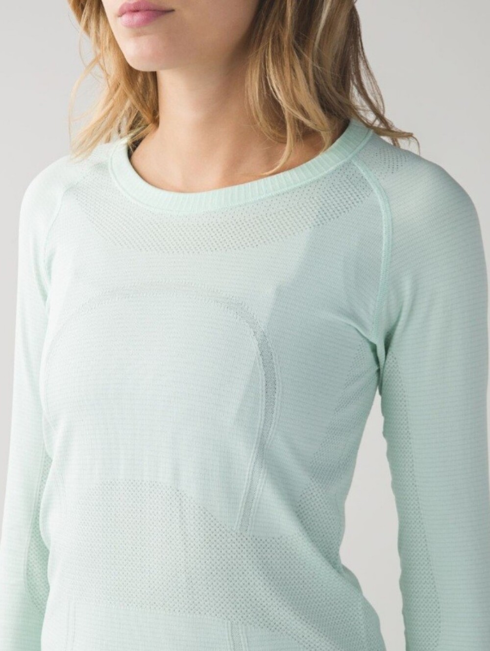 Lululemon Swiftly Tech Light Mint Long-Sleeve Seamless Knit Top - Women's 2